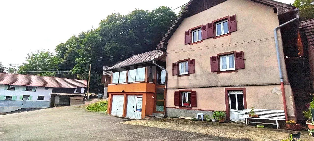 casa 9 Camere in vendita su Ferrette (68480)