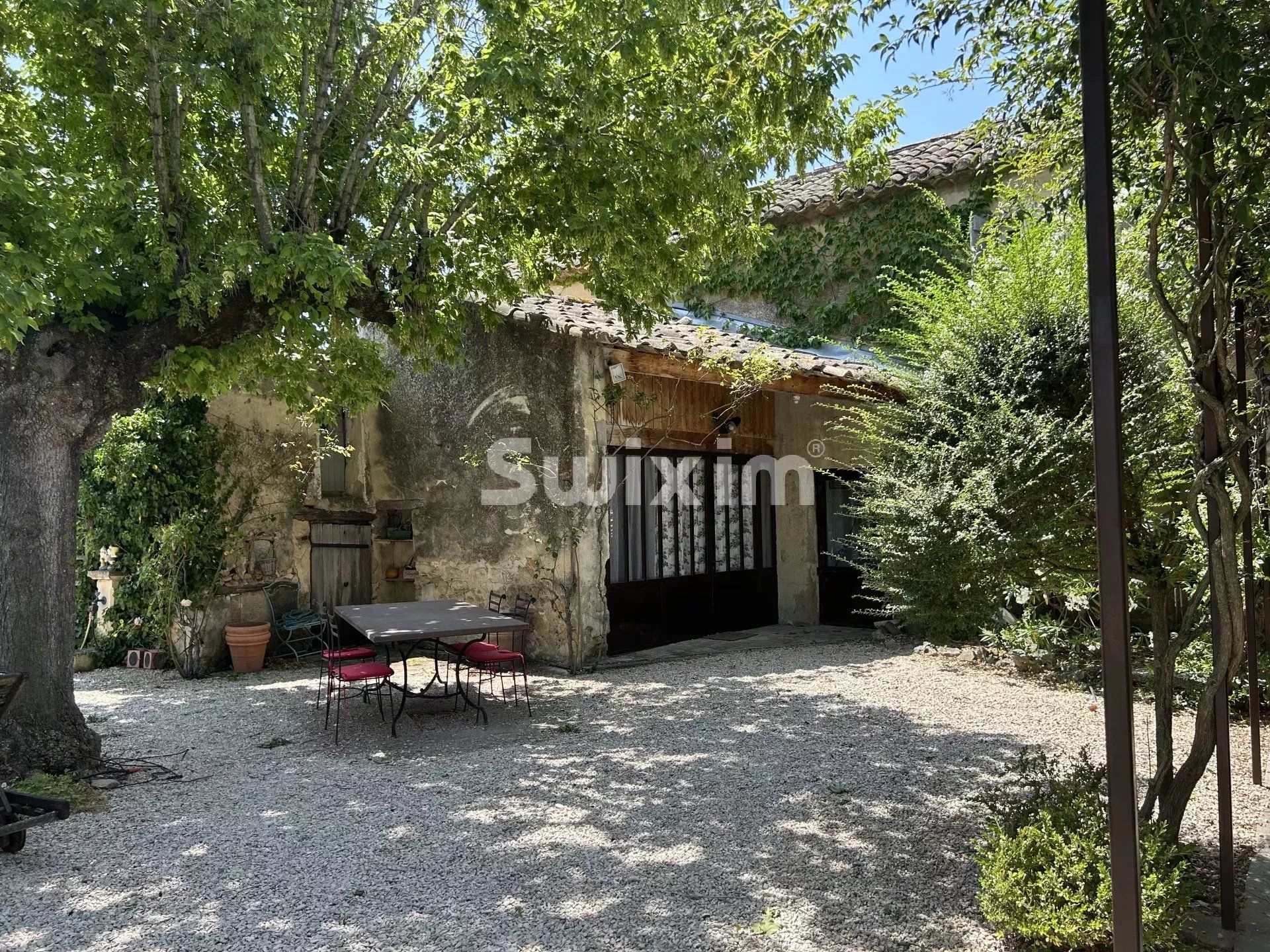 bastide 8 Pièces en vente sur Sainte-Cécile-les-Vignes (84290)