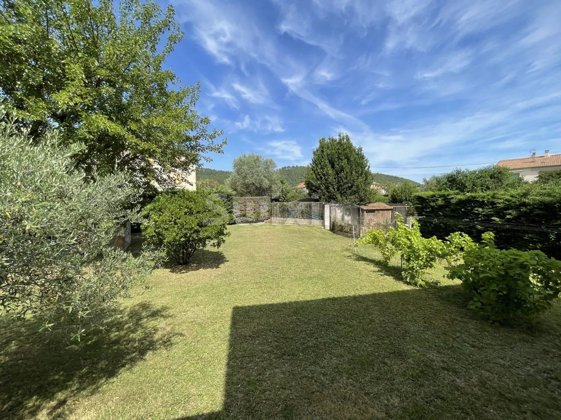 villa 7 Zimmer zum verkauf auf Alès (30100)