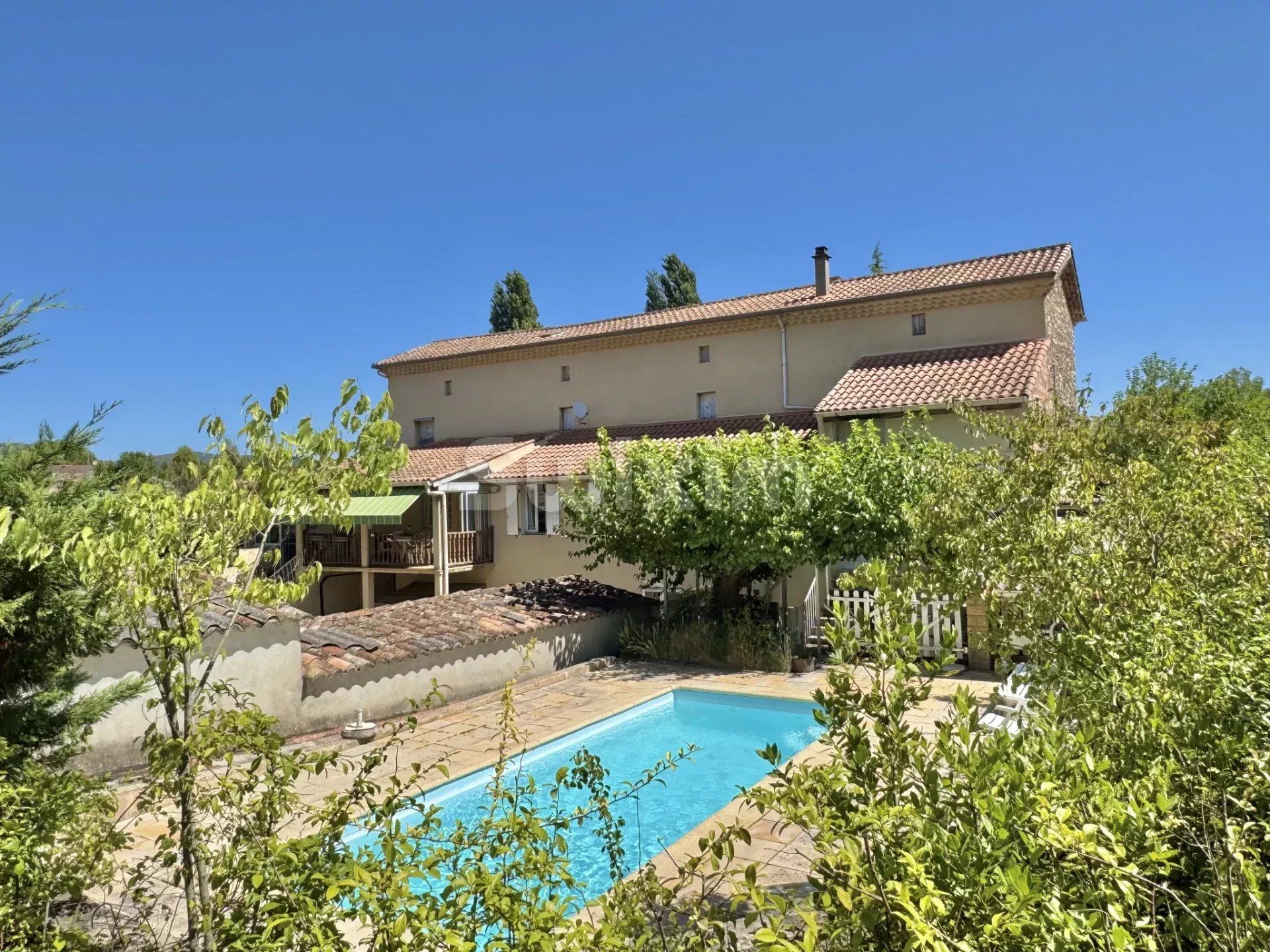 property 7 Rooms for sale on Saint-Julien-les-Rosiers (30340)