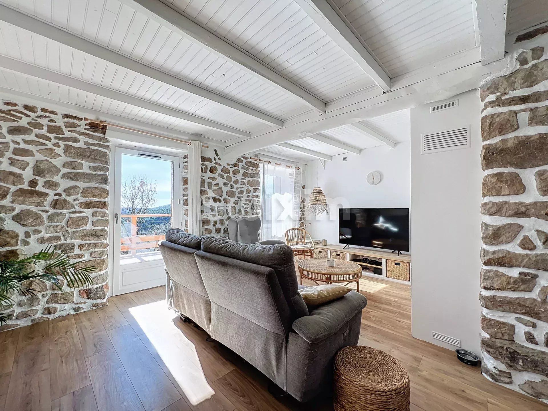 mas 7 Camere in vendita su Portes (30530)