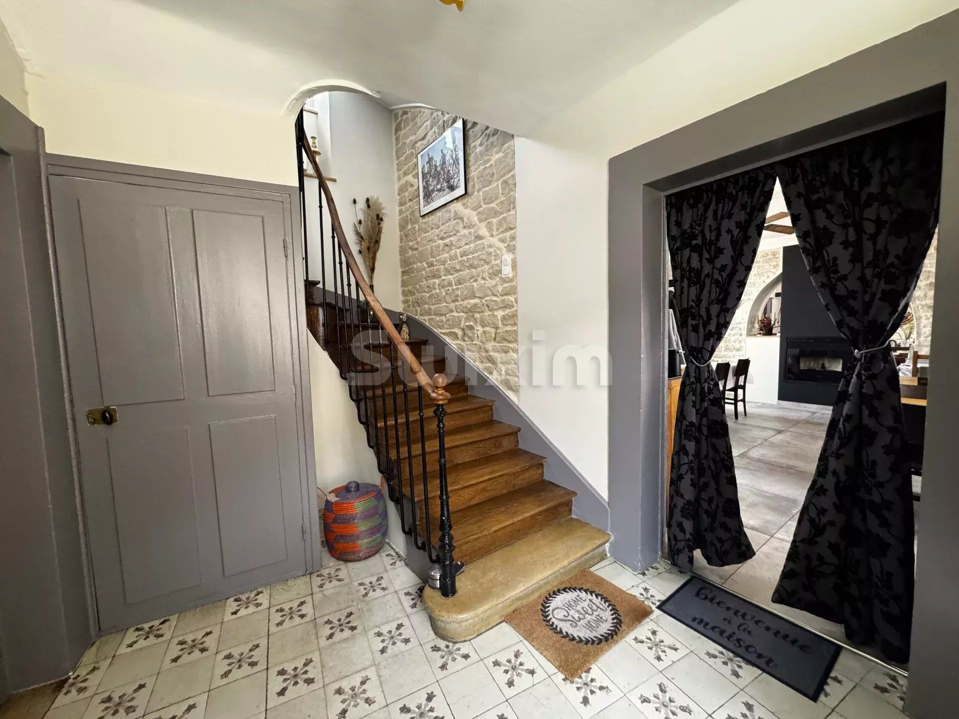 casa 16 Quartos para venda sobre Noyers (89310)