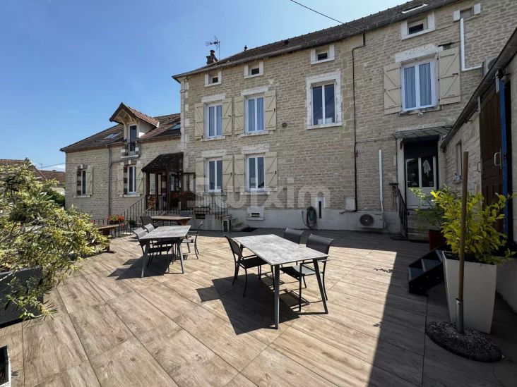 Vente Maison Noyers 16 Pièces 415 m²