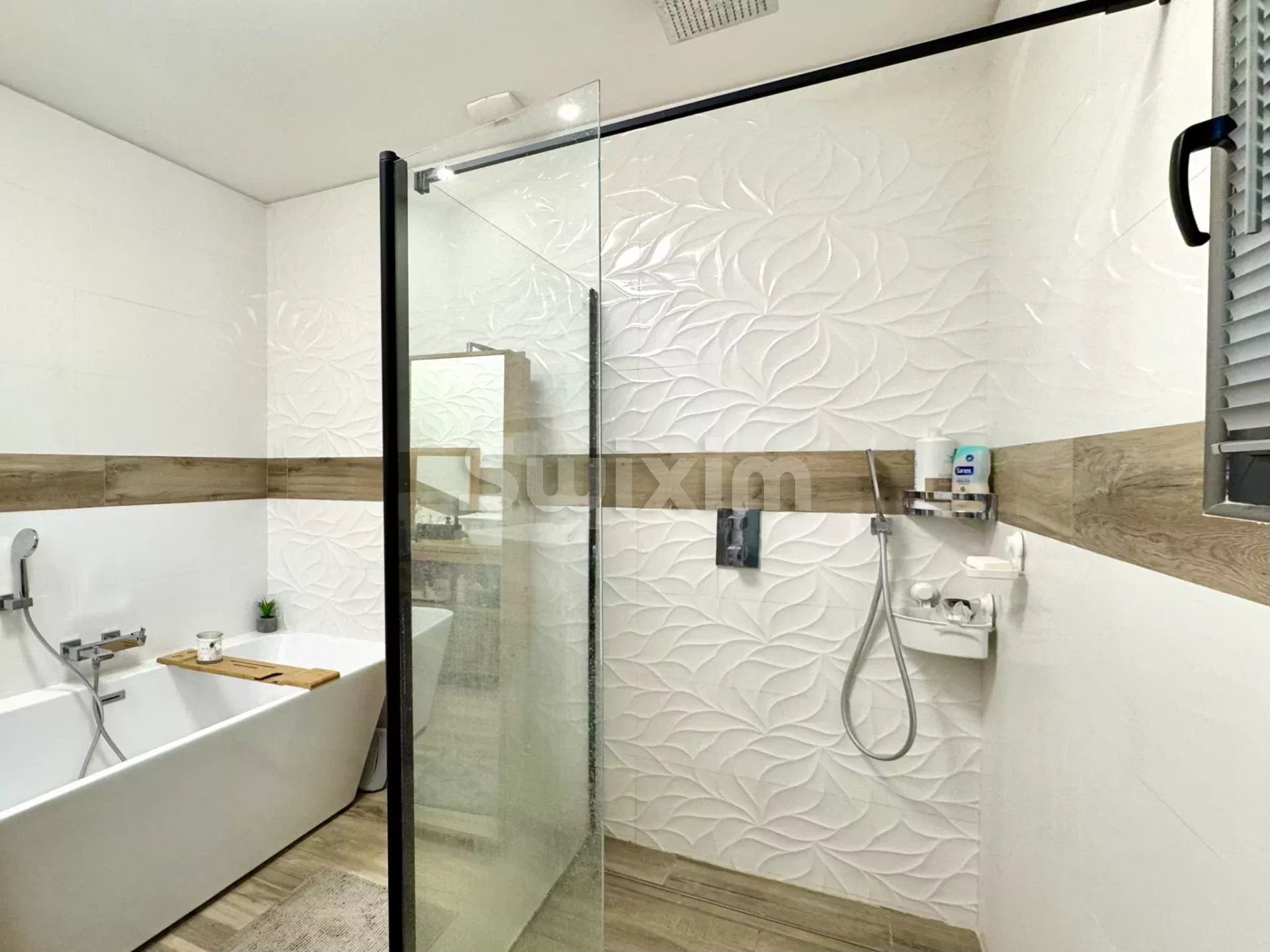 villa 5 Zimmer zum verkauf auf Blauzac (30700)