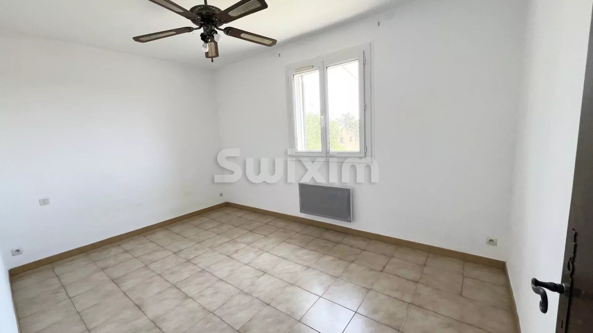 villa 3 Zimmer zum verkauf auf Remoulins (30210)