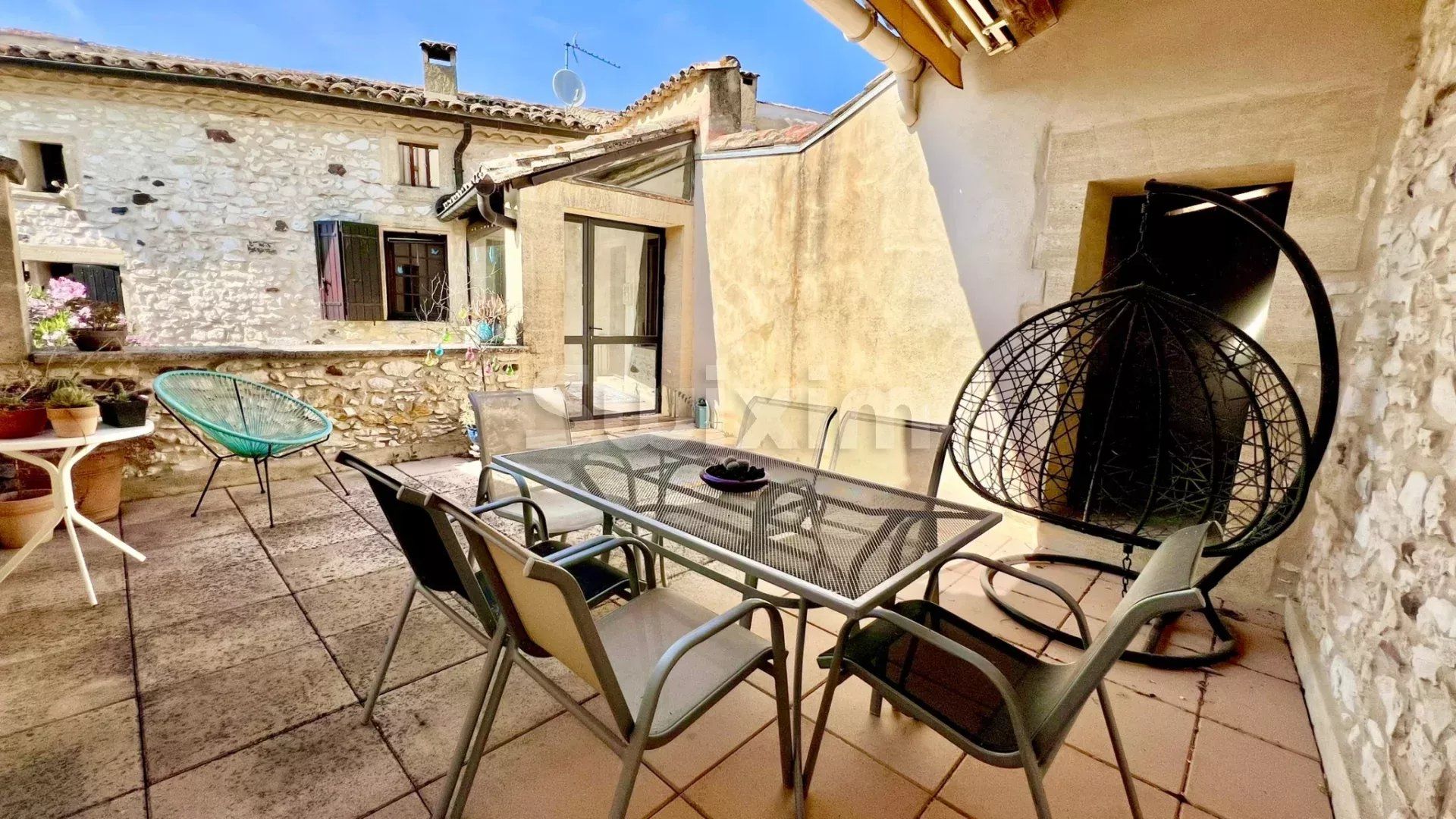 propriedade 10 Quartos para venda sobre Vers-Pont-du-Gard (30210)