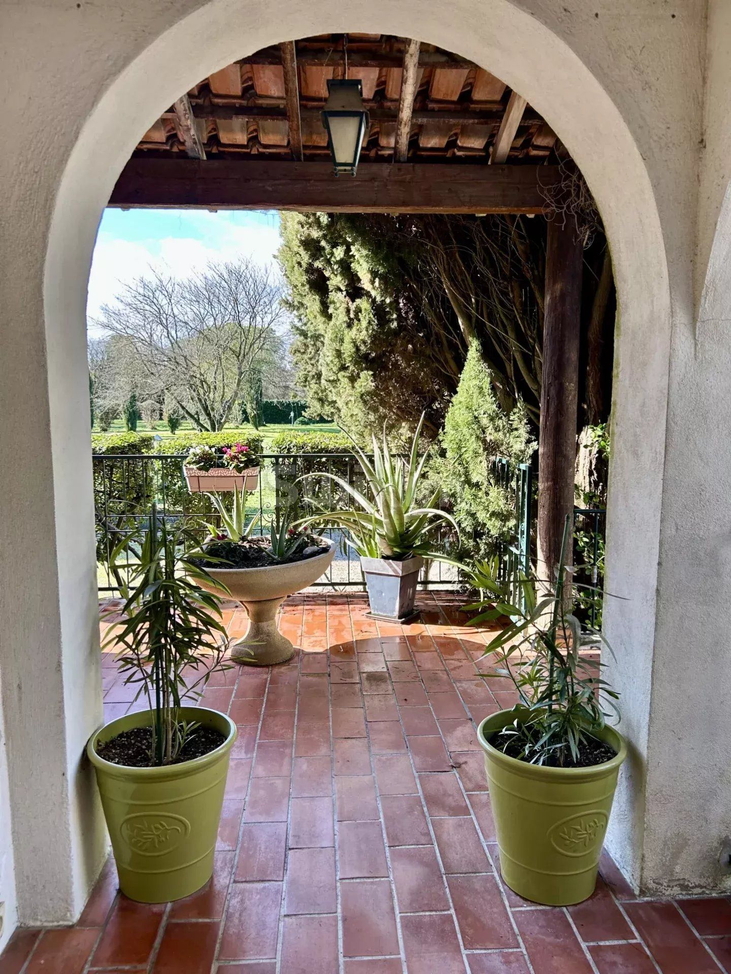 propriété 30 Pièces en vente sur Nîmes (30000)