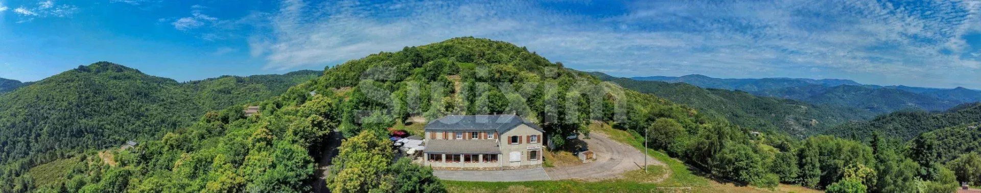 local comercial 20 Salas en venta en Le Collet-de-Dèze (48160)