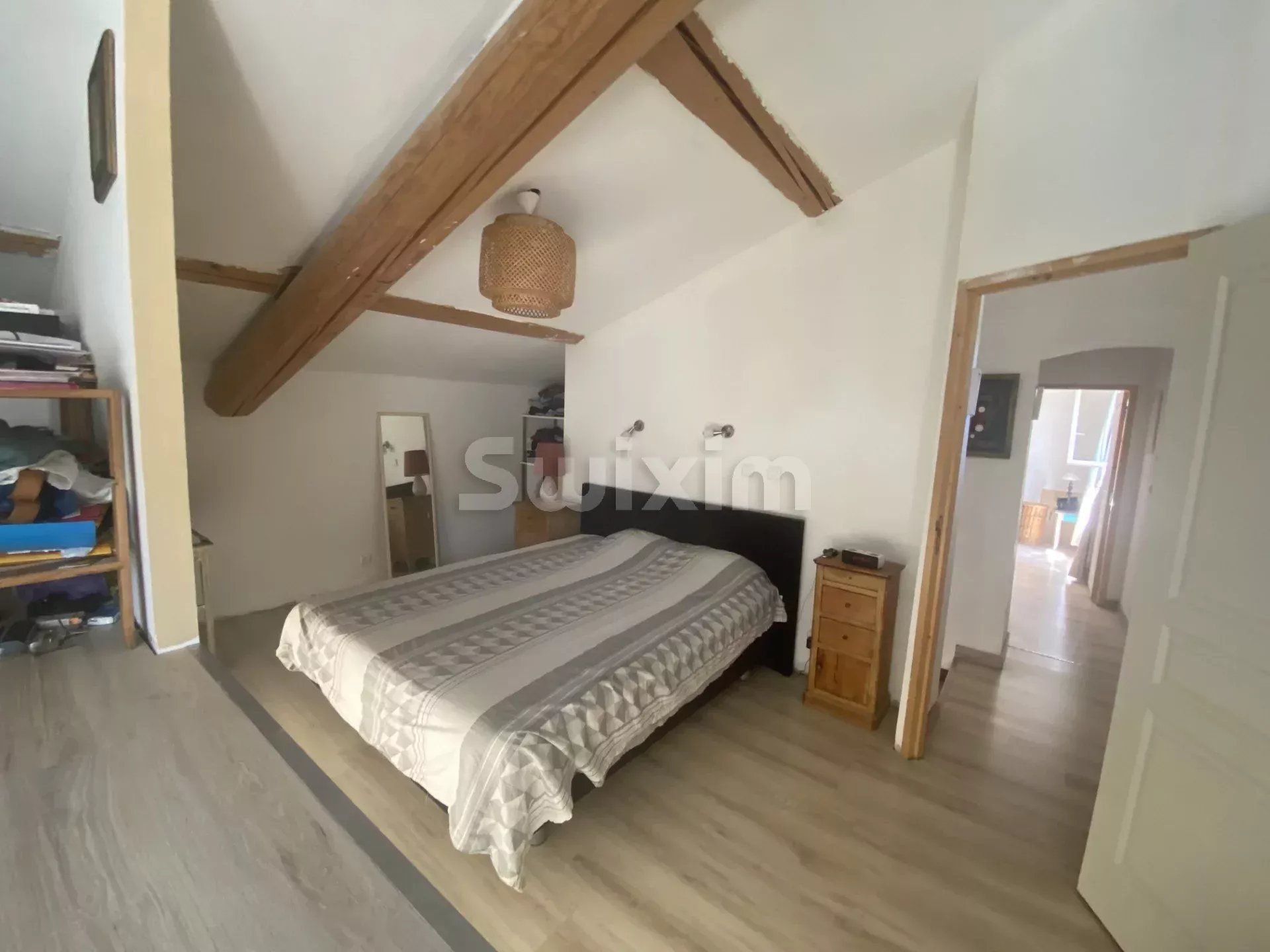 proprietà 9 Camere in vendita su Bollène (84500)