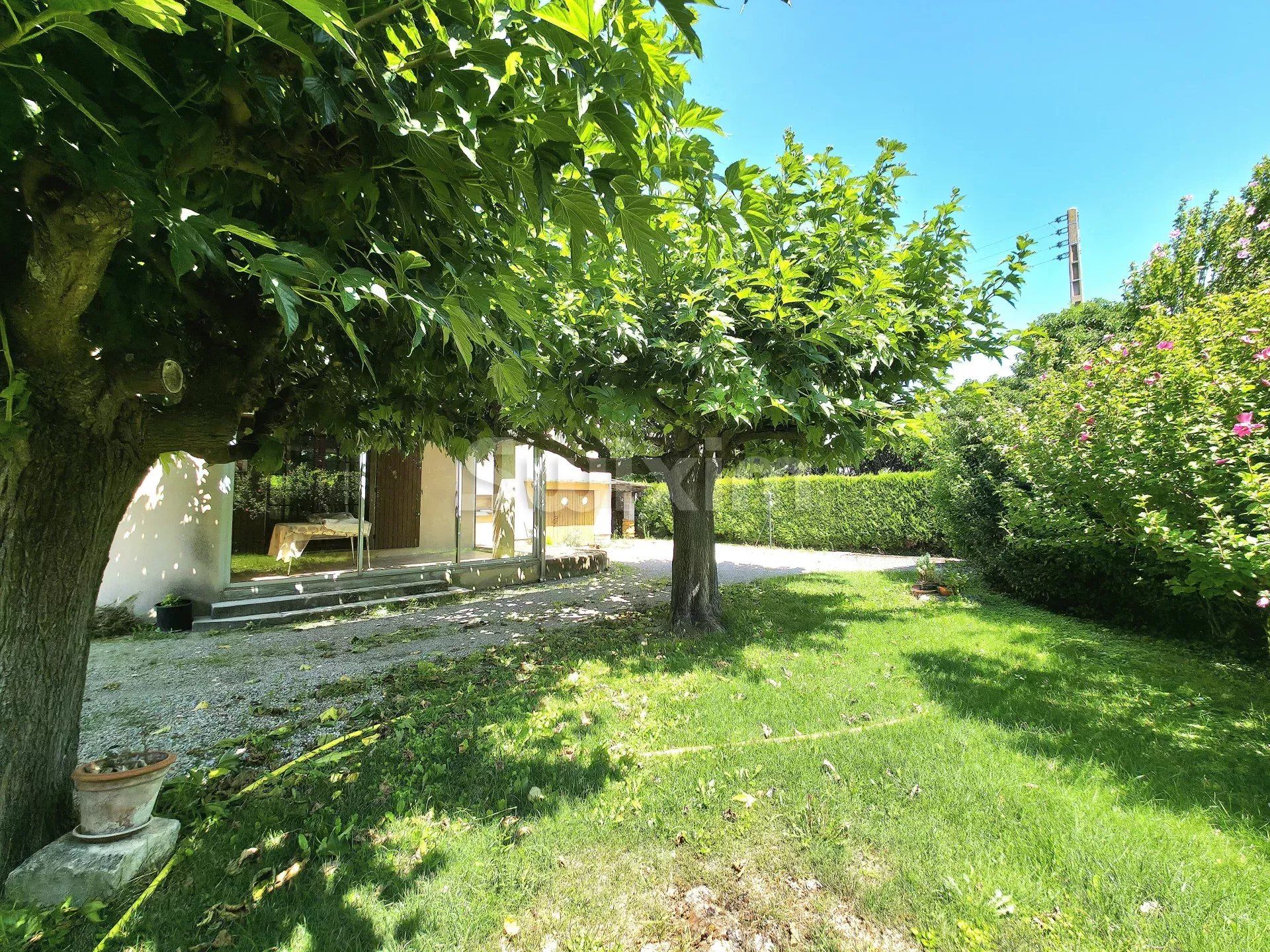 casa 5 Camere in vendita su Valréas (84600)