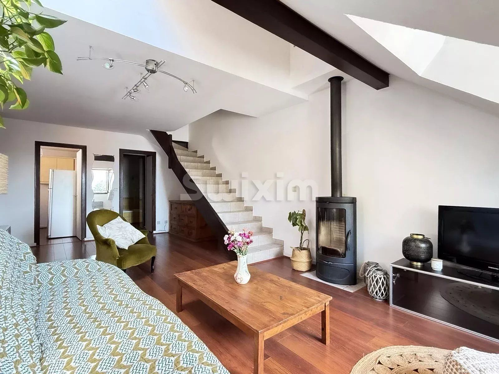 apartment 4 Rooms for sale on Veyrier-du-Lac (74290)