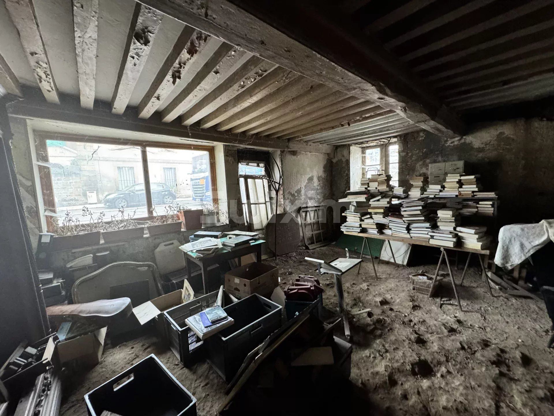 edificio 10 Salas en venta en Arnay-le-Duc (21230)