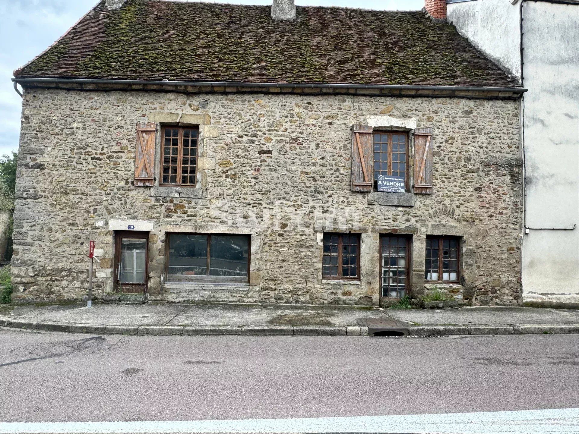 edifício 10 Quartos para venda sobre Arnay-le-Duc (21230)