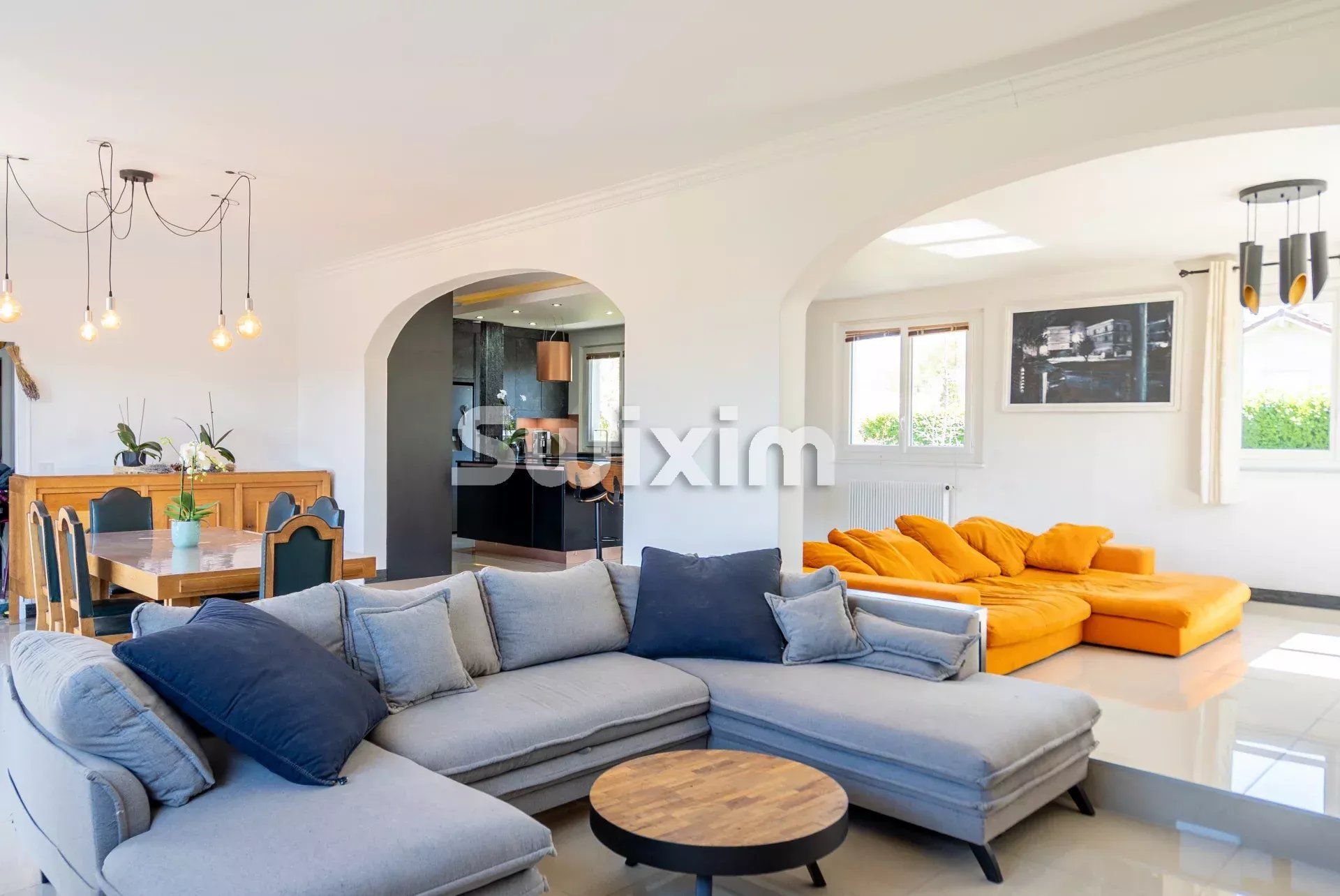 house 8 Rooms for sale on Chens-sur-Léman (74140)