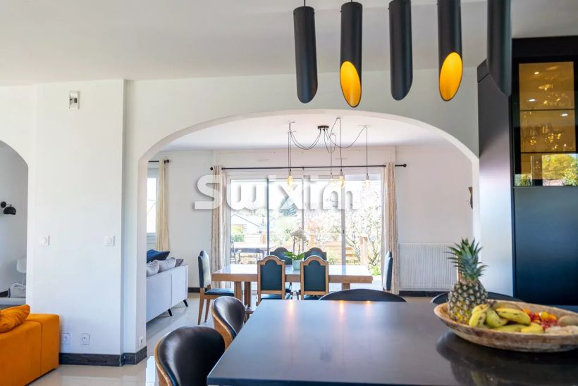 Sale House Chens-sur-Léman 8&nbsp;Rooms 262&nbsp;m²
