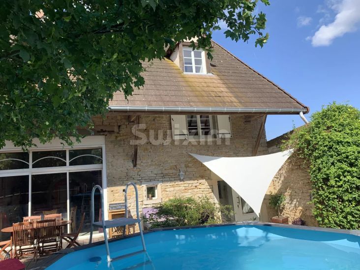 Vente Maison Jully-lès-Buxy 6 Pièces 165 m²