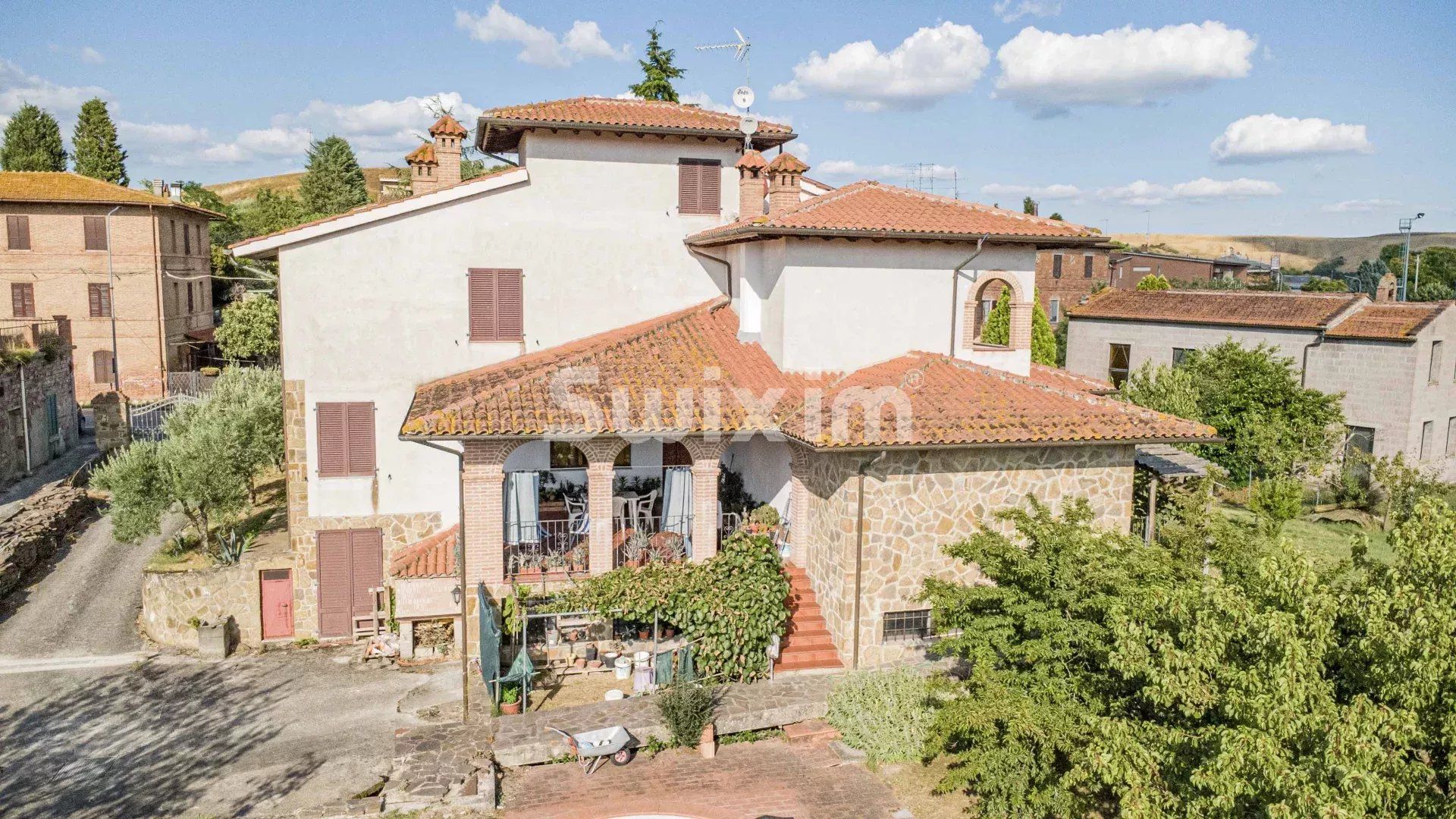 villa 7 Zimmer zum verkauf auf Castelnuovo Berardenga (53019)