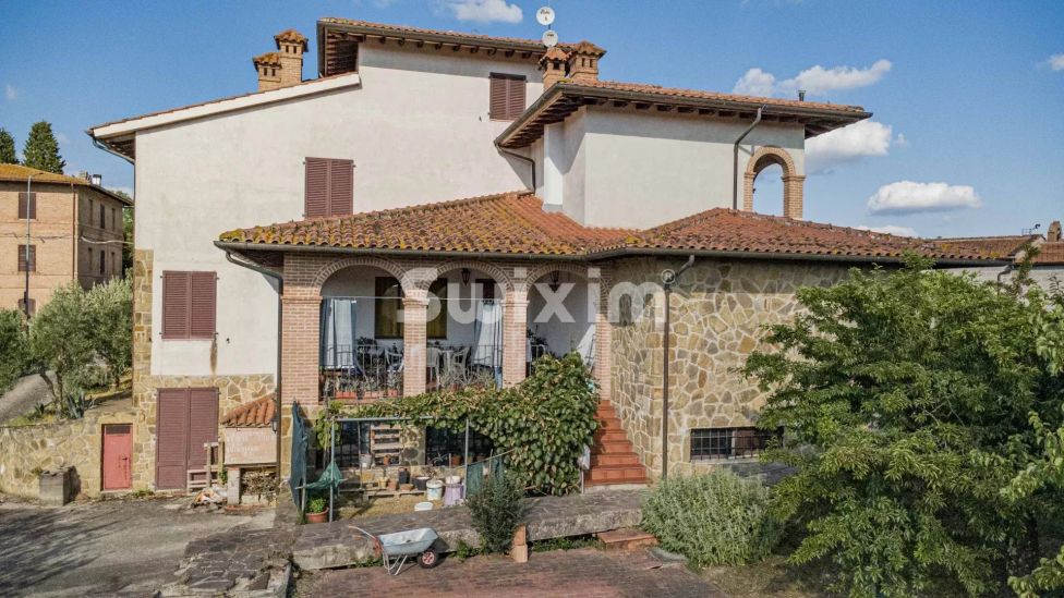 Vente Villa Castelnuovo Berardenga 7&nbsp;Pièces 350&nbsp;m²
