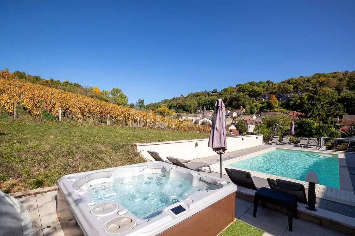 immobile 16 Camere in vendita su Beaune (21200)