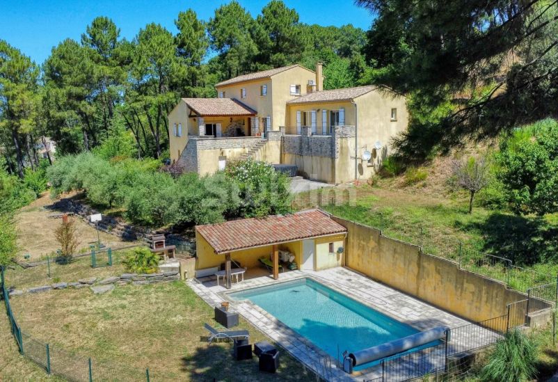Sale Villa Alès 7 Rooms 200 m²