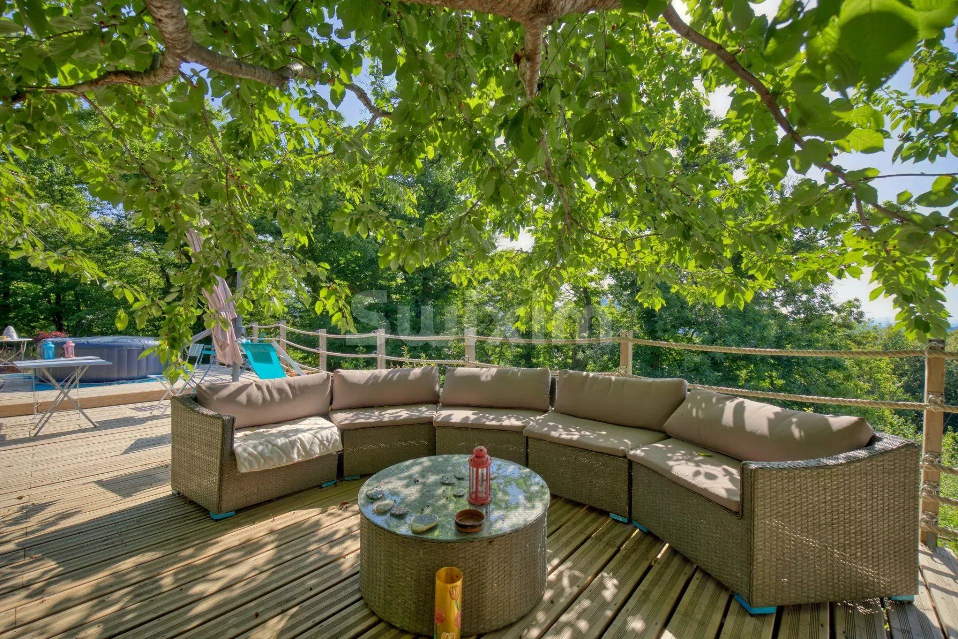 mas 7 Quartos para venda sobre Le Collet-de-Dèze (48160)