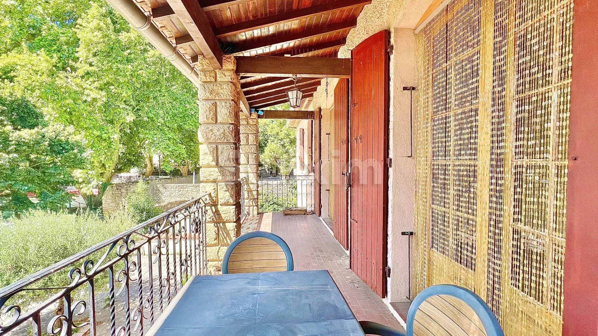 casa 6 Camere in vendita su Fournès (30210)