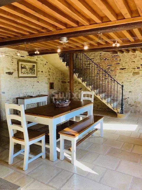 immeuble 8 Pièces en vente sur Oyé (71800)