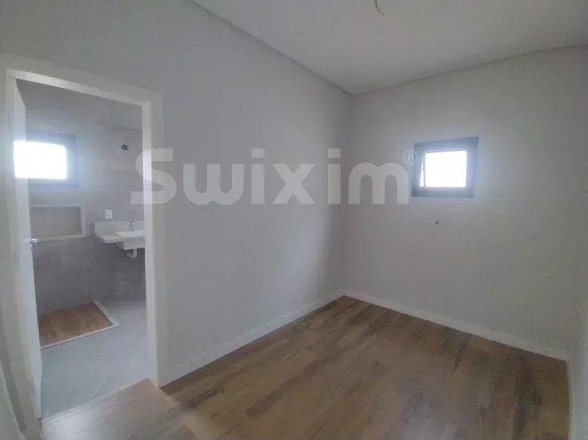 casa para venda sobre São José dos Campos (12249-)