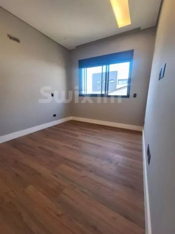 casa para venda sobre São José dos Campos (12249-)