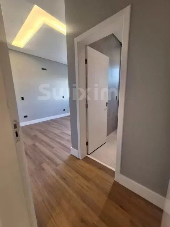 casa para venda sobre São José dos Campos (12249-)