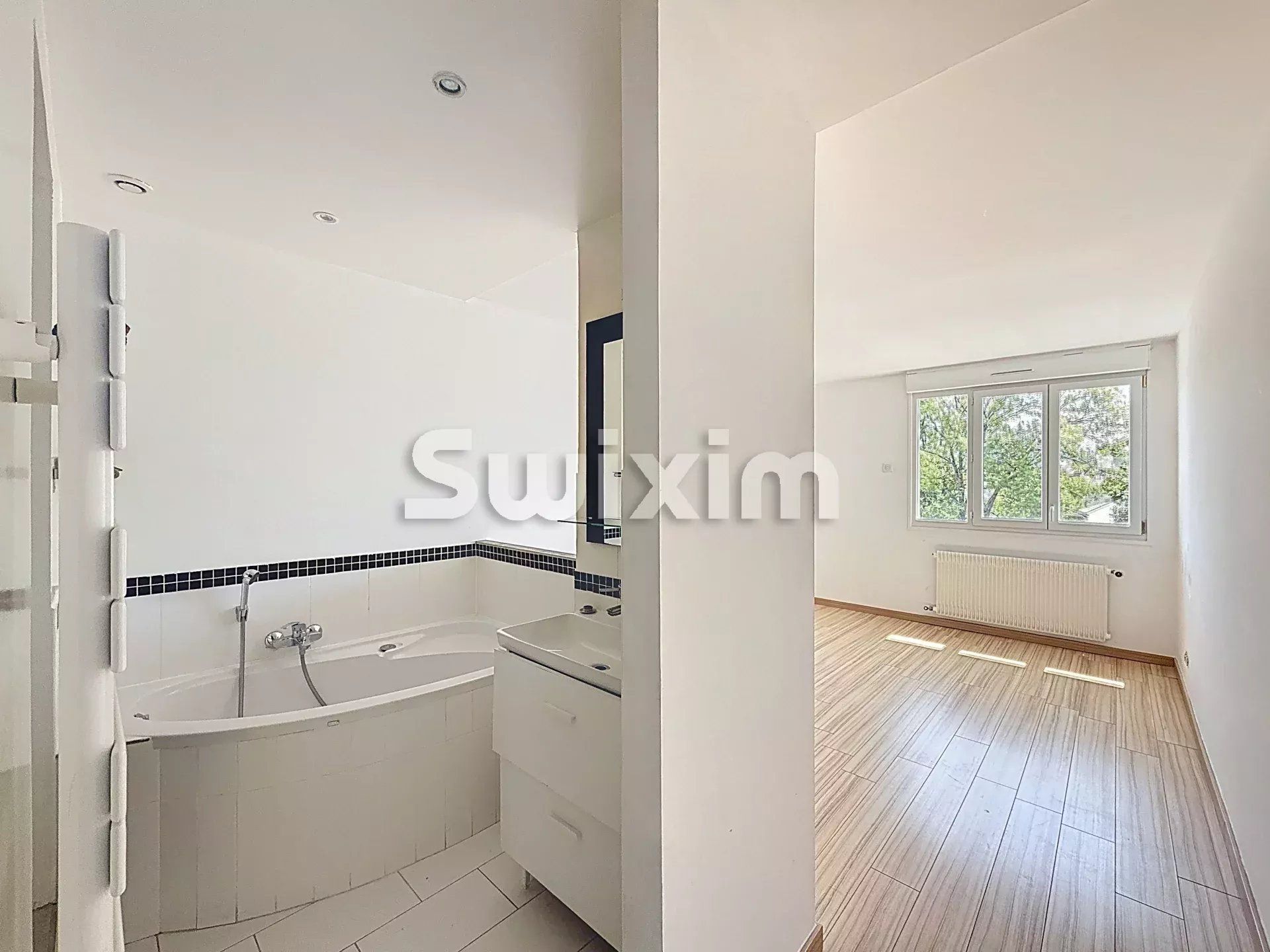 appartement 3 Zimmer zum verkauf auf Divonne-les-Bains (01220)