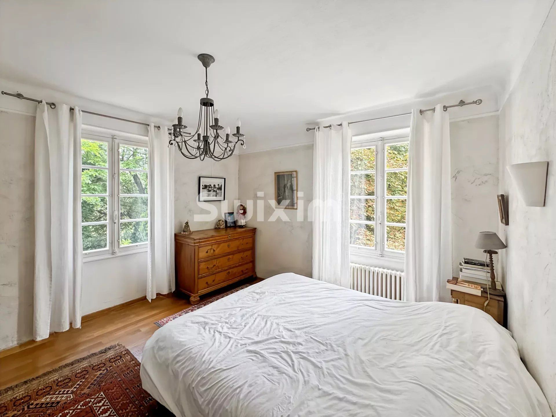 casa 10 Camere in vendita su Viviers (07220)