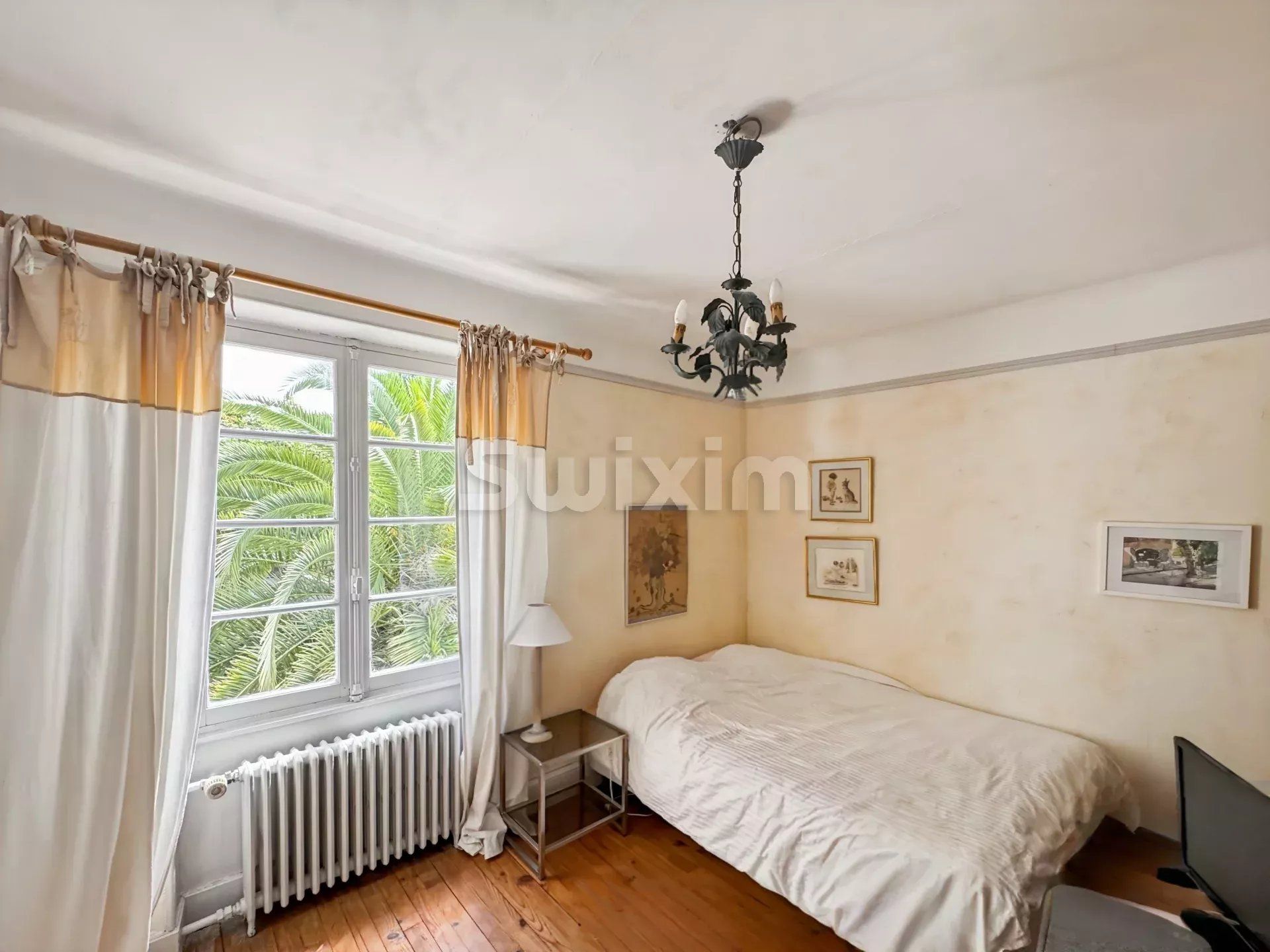 casa 10 Camere in vendita su Viviers (07220)