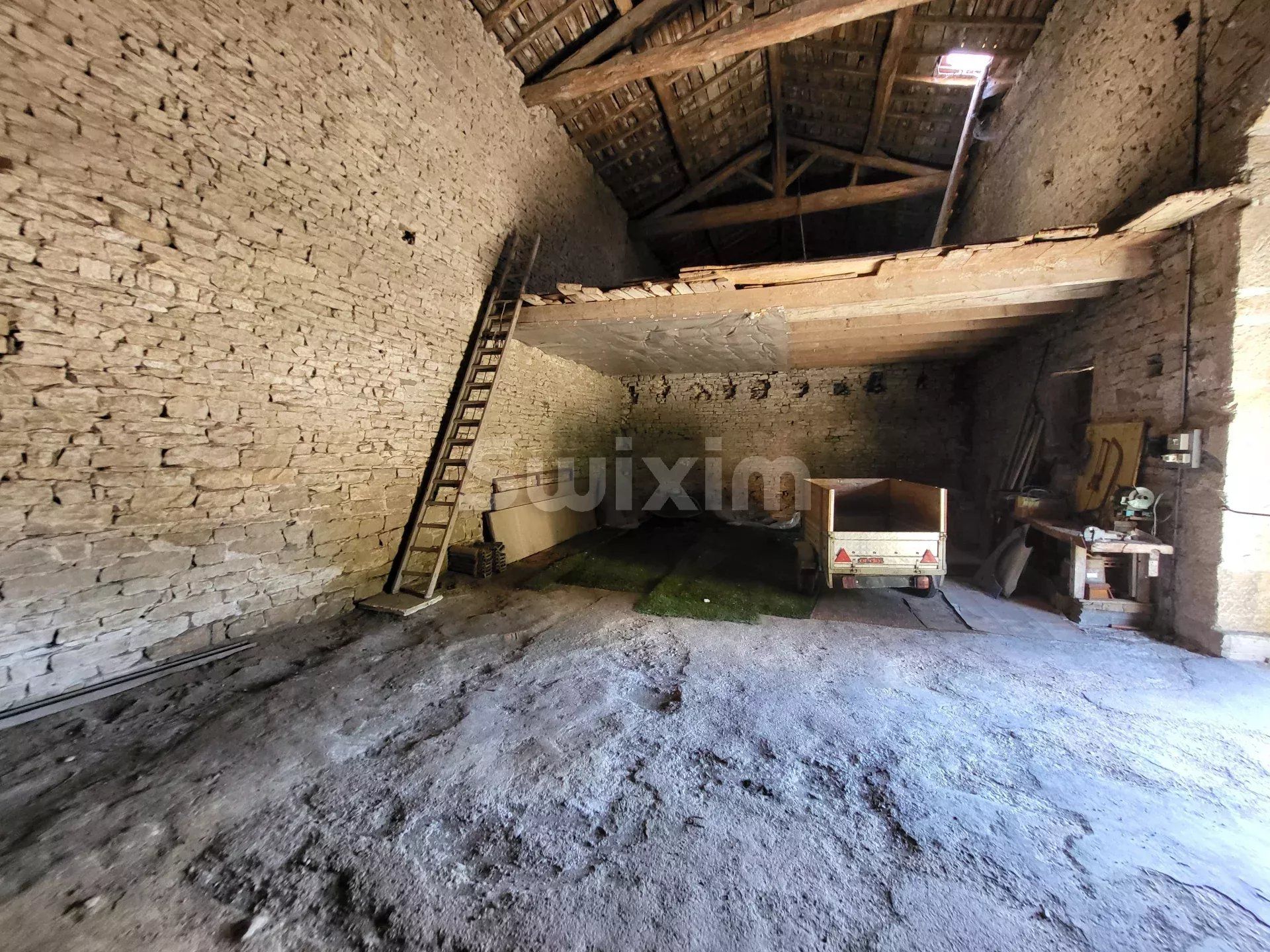 casa 5 Camere in vendita su Mâcon (71000)