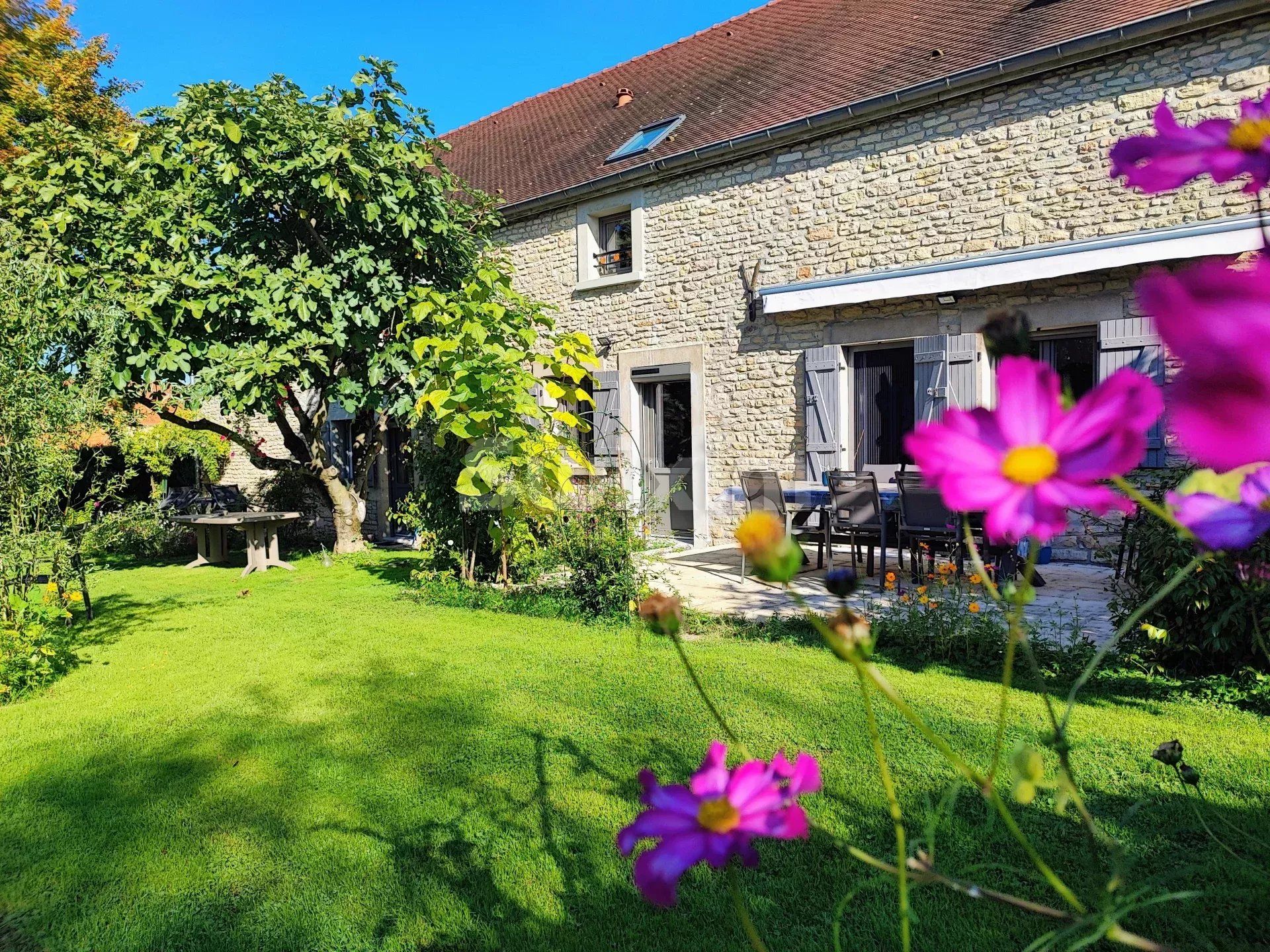 maison 15 Pièces en vente sur Beaune (21200)