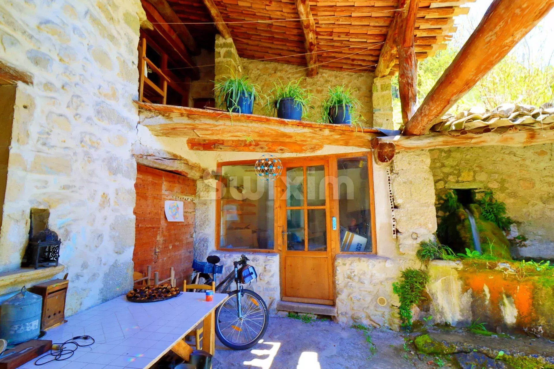 proprietà 15 Camere in vendita su Cornillon-sur-l'Oule (26510)