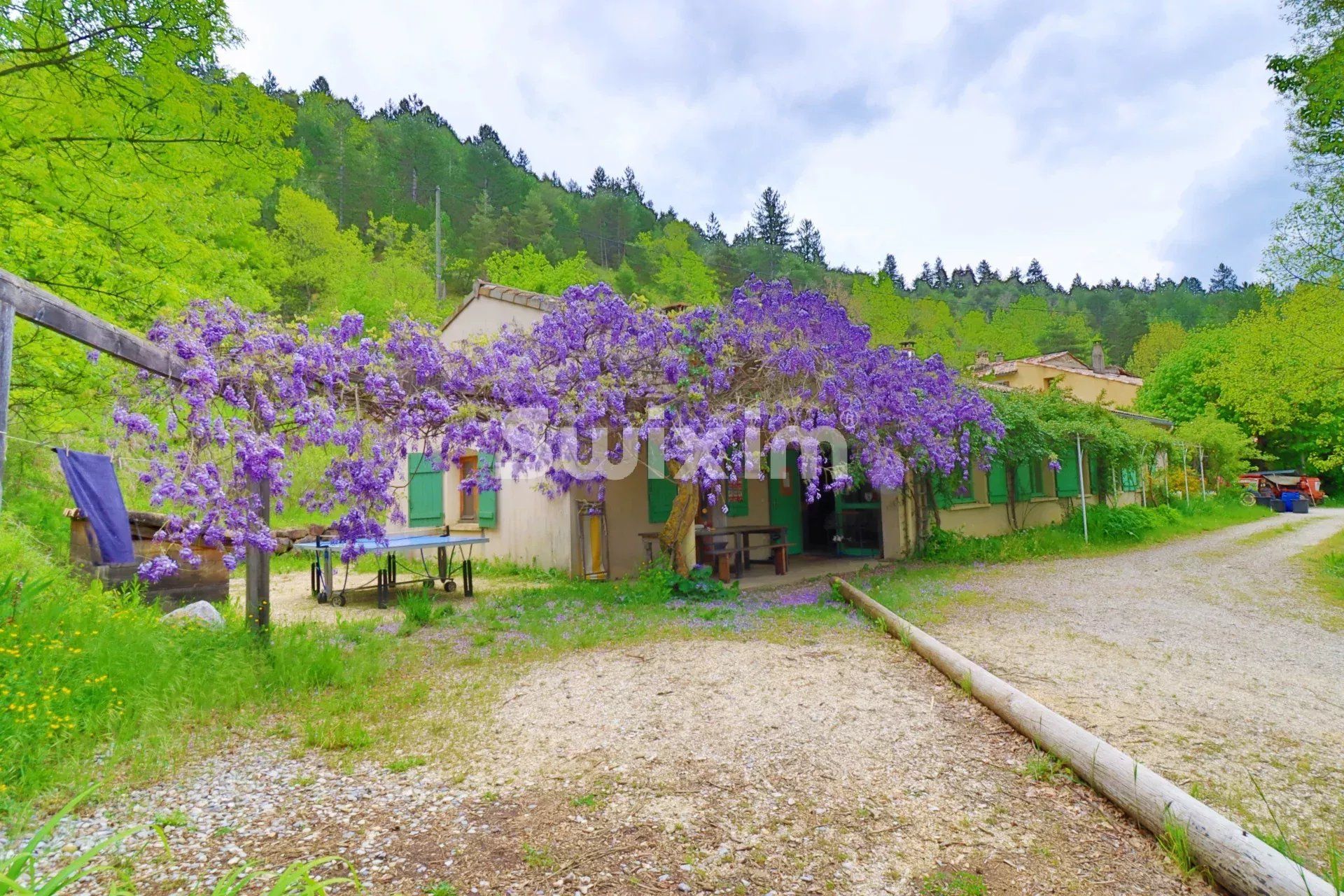 property 15 Rooms for sale on Cornillon-sur-l'Oule (26510)