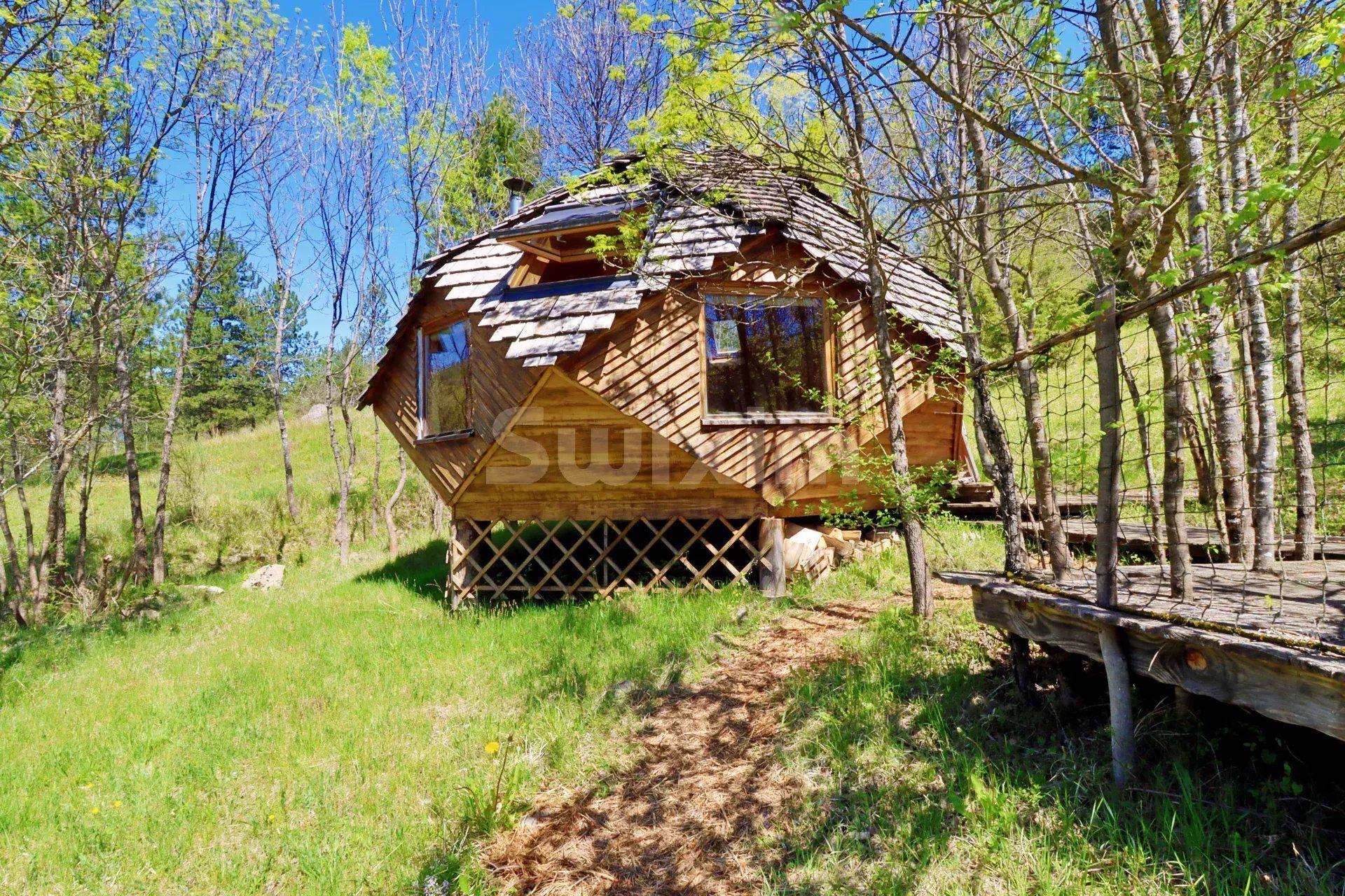 proprietà 15 Camere in vendita su Cornillon-sur-l'Oule (26510)