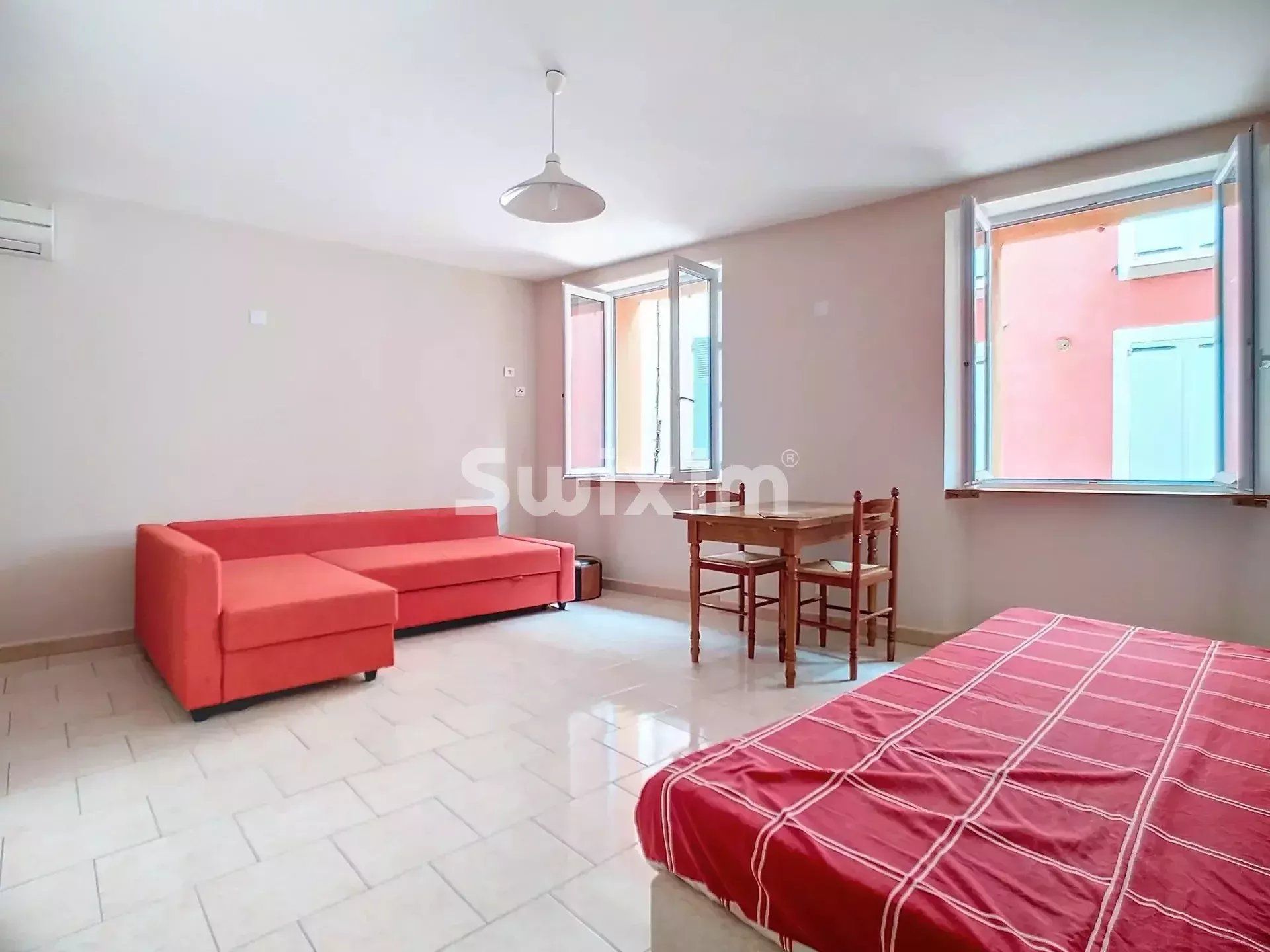 house 4 Rooms for sale on Les Arcs (83460)