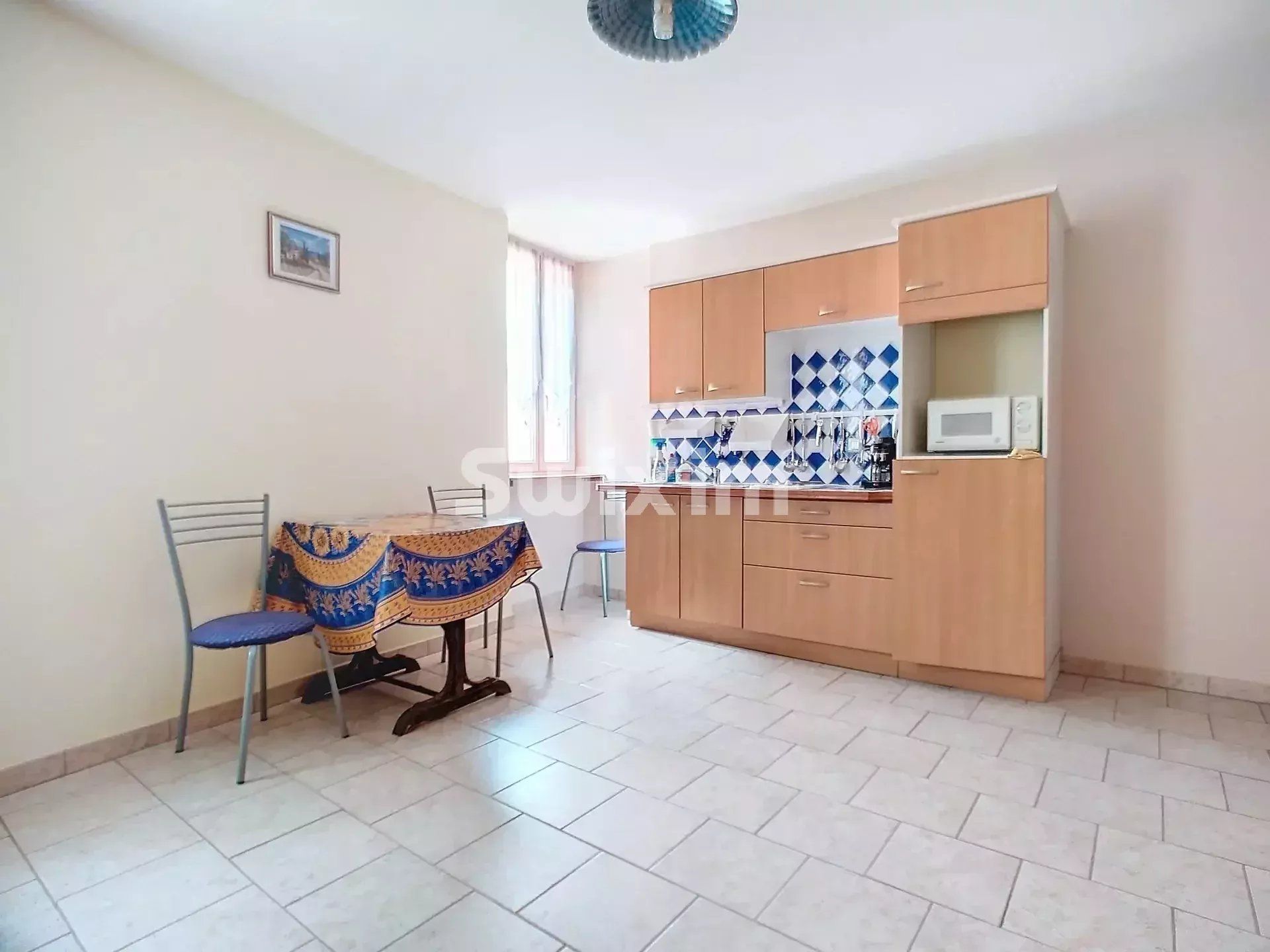 house 4 Rooms for sale on Les Arcs (83460)