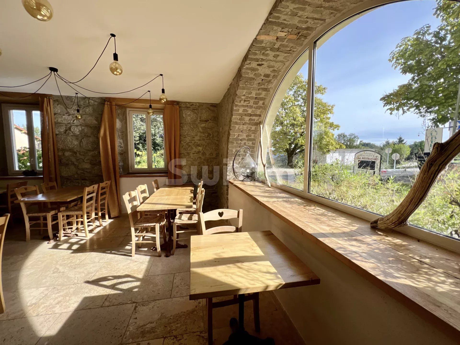 locale commerciale in vendita su Concoules (30450)