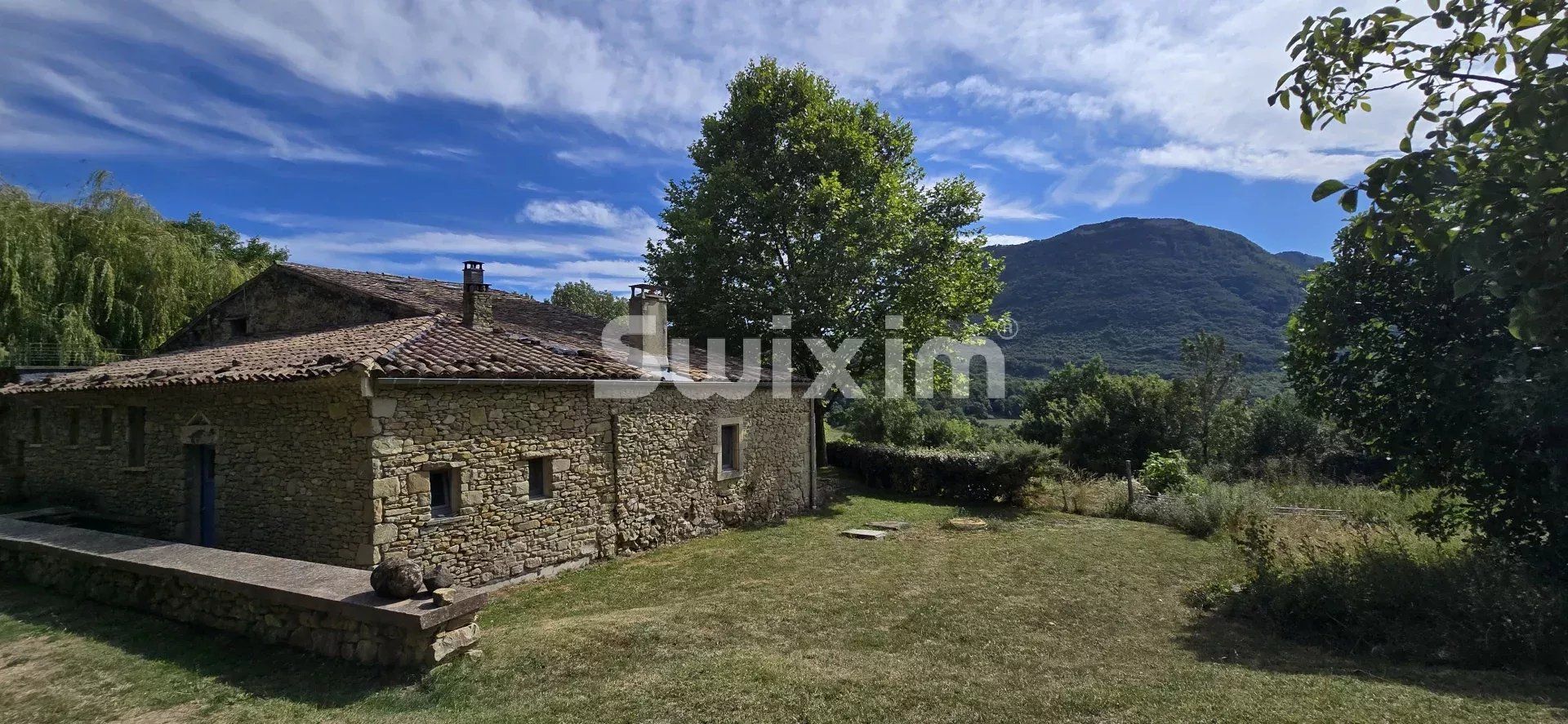 casa 13 Quartos para venda sobre Dieulefit (26220)