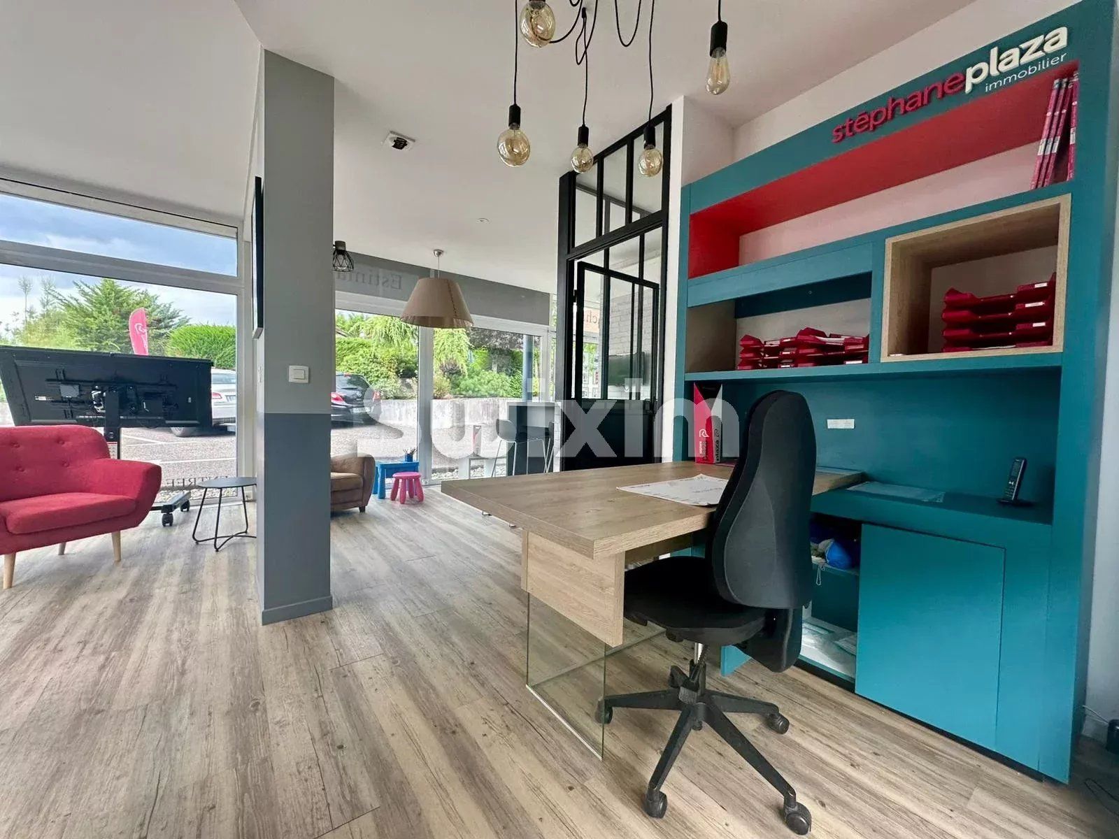 commerce 1 pièce en location sur Ornex (01210)