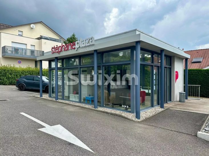 Location Commerce Ornex 1 pièce 41 m²