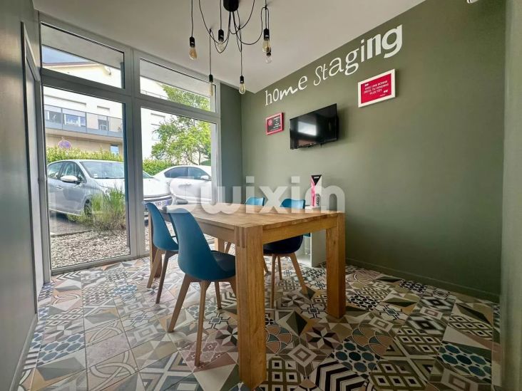 Location Commerce Ornex 1 pièce 41 m²