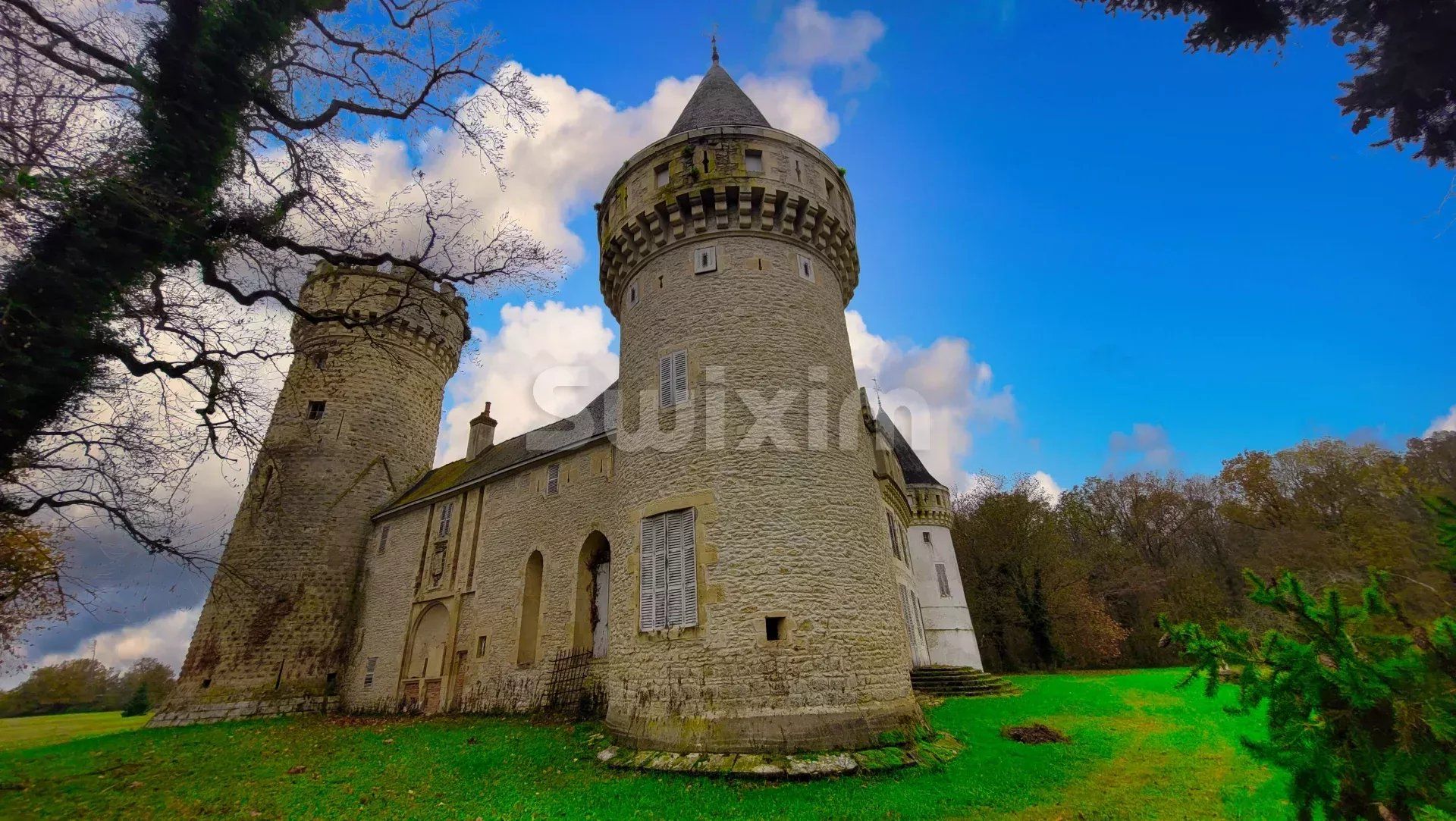 château 40 Pièces en vente sur Nevers (58000)