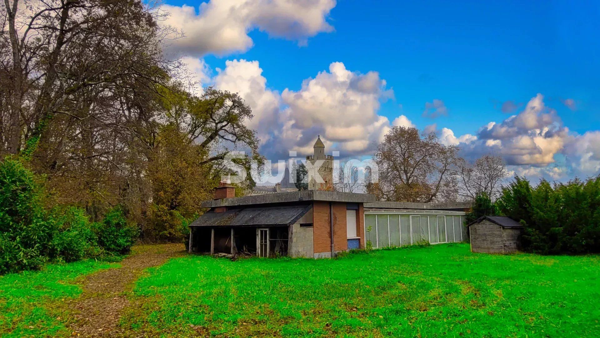 castello 40 Camere in vendita su Nevers (58000)