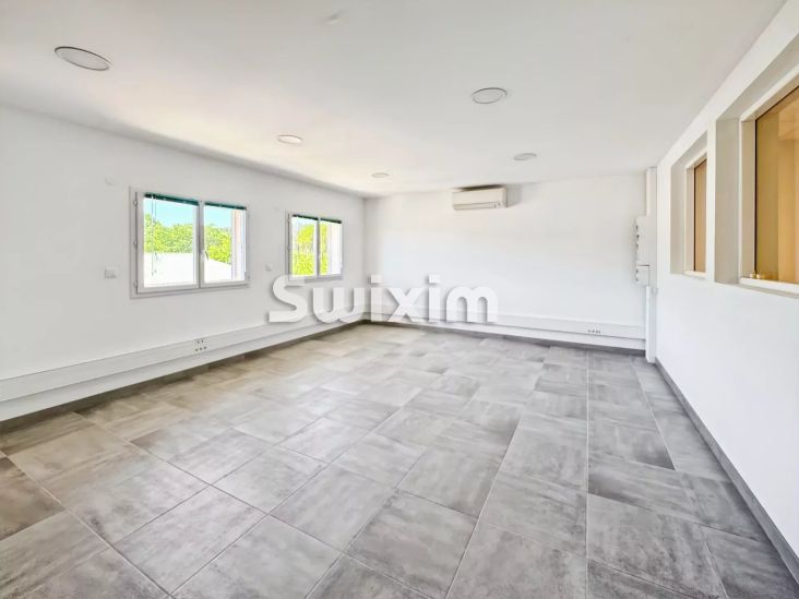 Location Bureaux Saint-Restitut 4&nbsp;Pièces 118&nbsp;m²