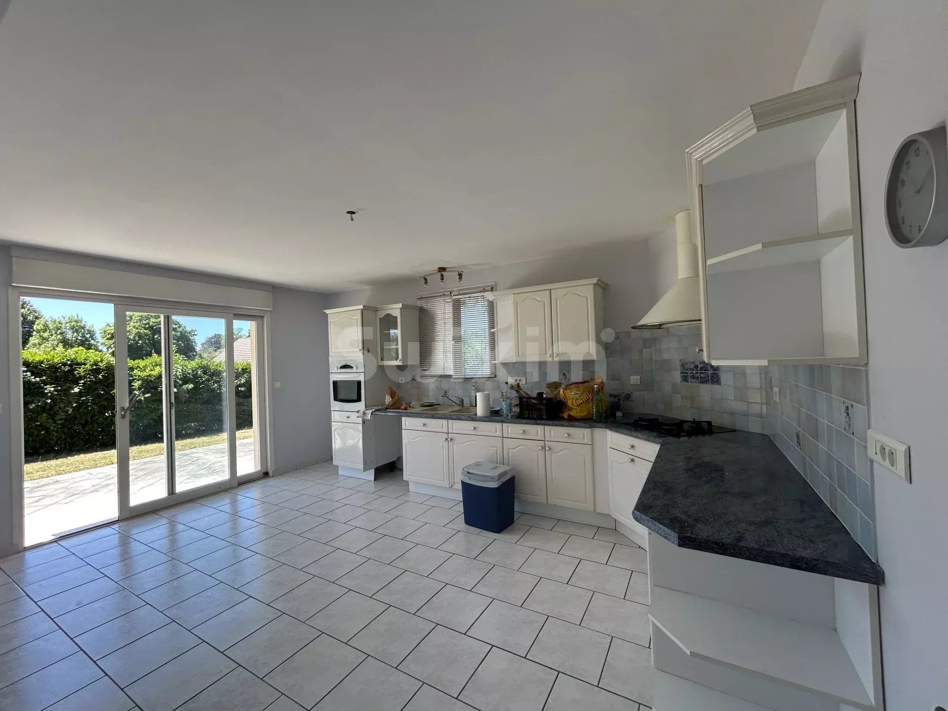 casa 5 Quartos para venda sobre Domblans (39210)