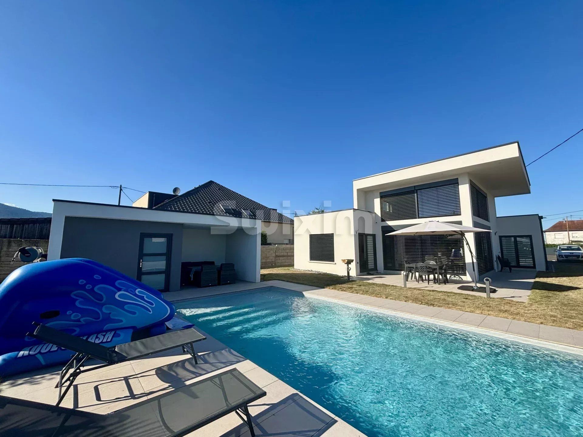 villa 6 Pièces en vente sur Cernay (68700)